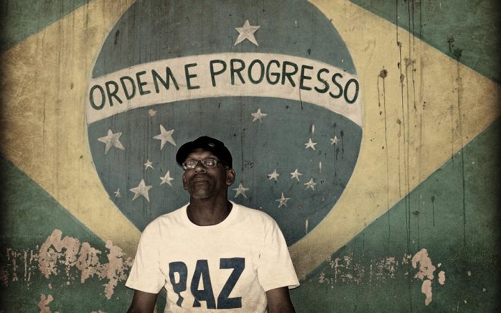 PAZ! Peace! Comunidade do Complexo do Alemão • Rio de Janeiro